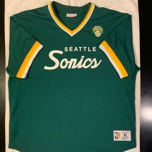 Seattle SuperSonics Jersey - NWOT